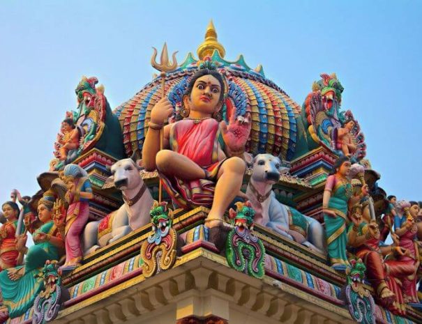 Best-Historical-Places-in-Singapore-Sri-Mariamman-Temple