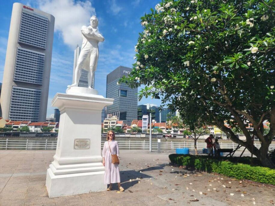 Solo-Travel-in-Singapore-Singapore-River.