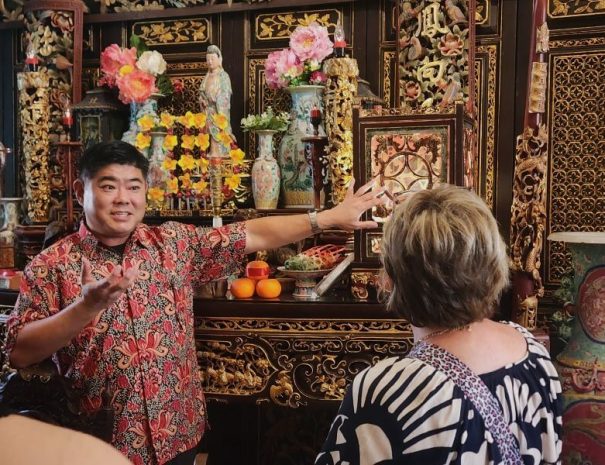 singapore-local-guide-sharing-peranakan-heritage-in-joo-chiat
