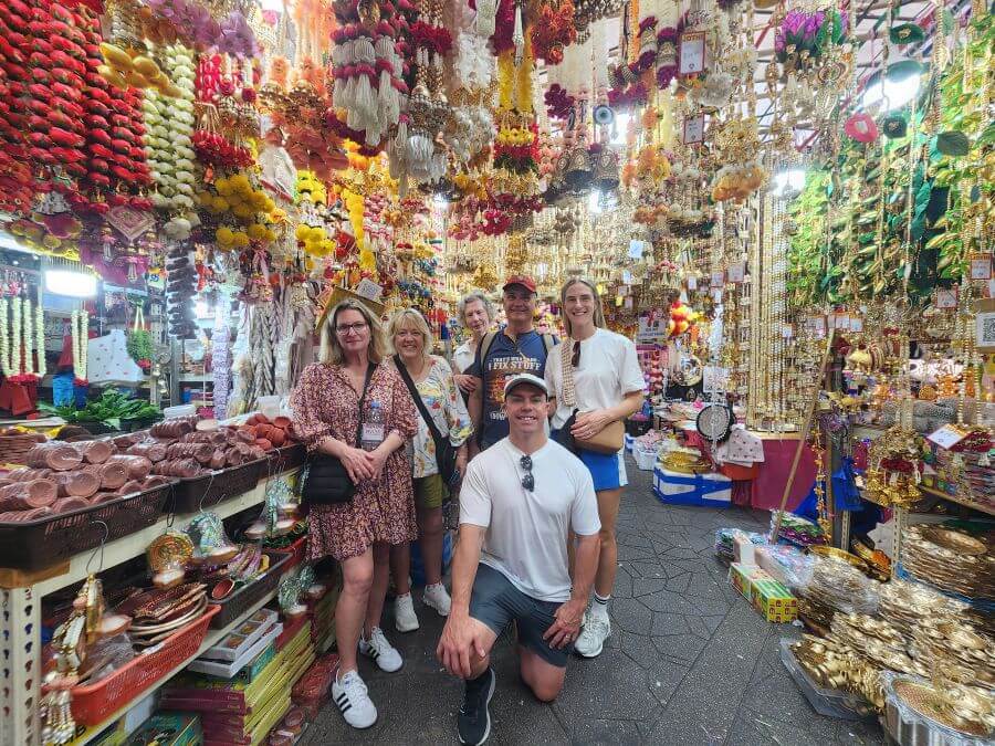 Private-Singapore-City-Tours-in-Little-India