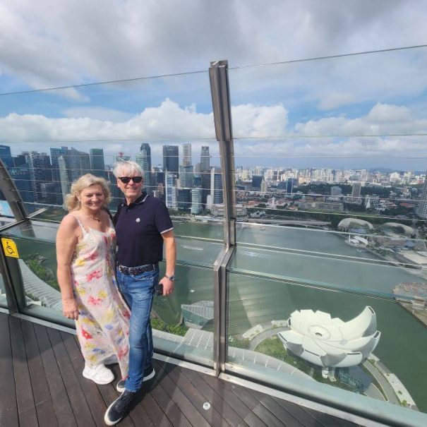 guests-exploring Singapore-with-culture-curious-singapore-tour-guide