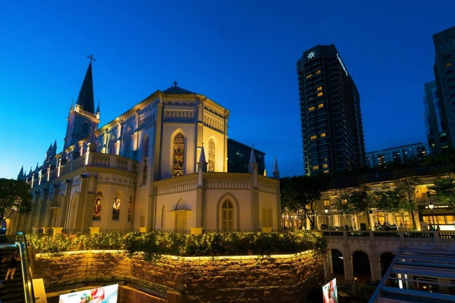 chijmes-crazy-rich-locations-filming-location