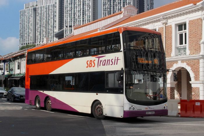 singapore-bus-public-transport